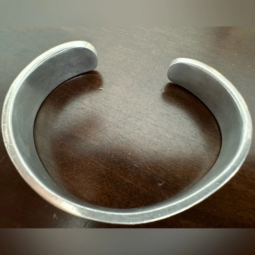 Silver bracelet, happy elephants. - Picture 9 of 13